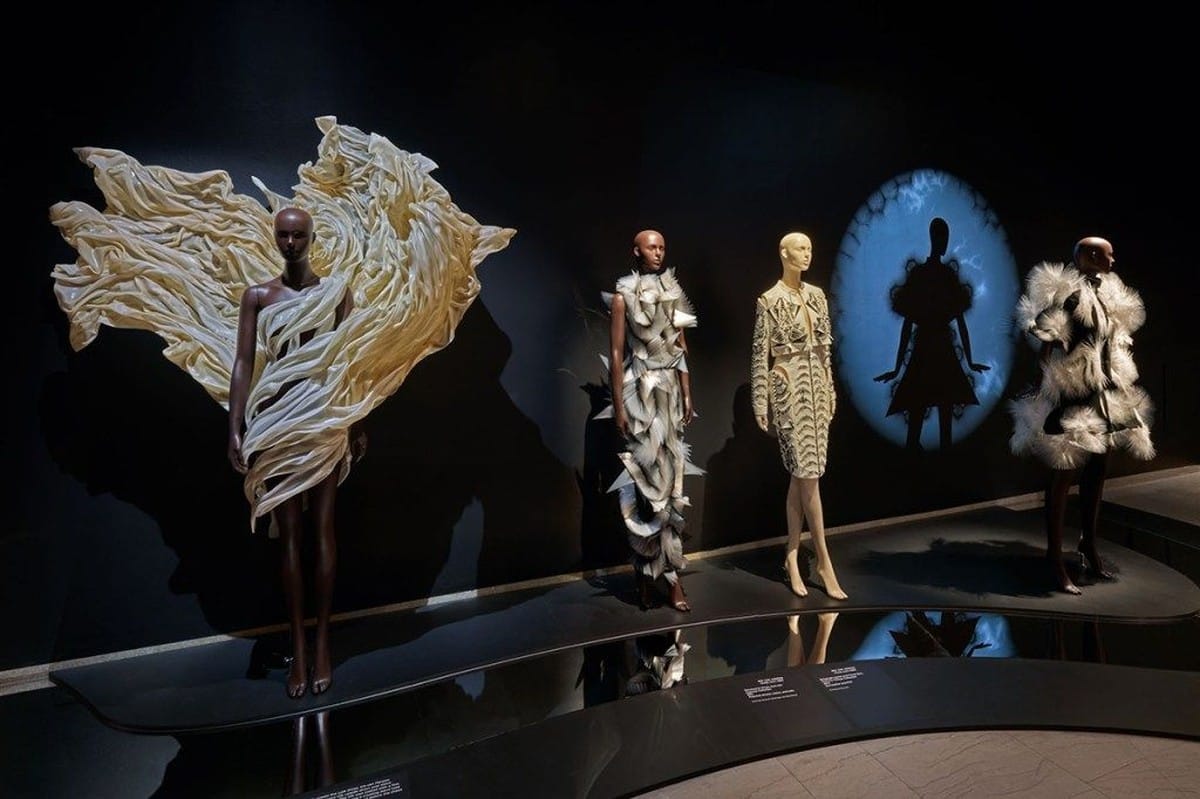 3D Printing Walks the Runway: Iris van Herpen at Brooklyn