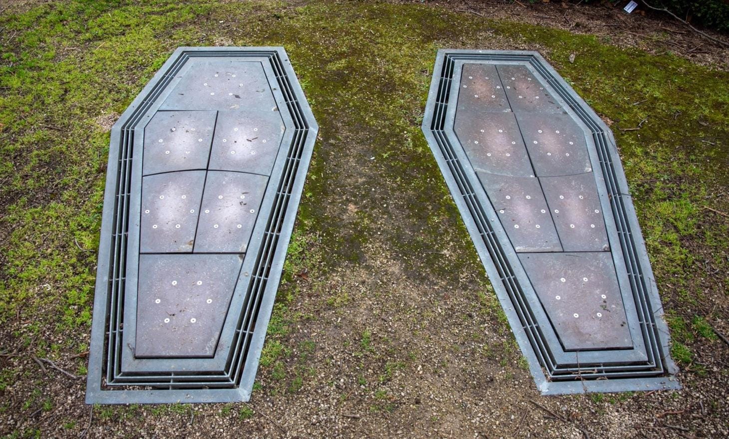 London's Musical Graves: Dance on Tombstones in Grimaldi Park - Boing Boing