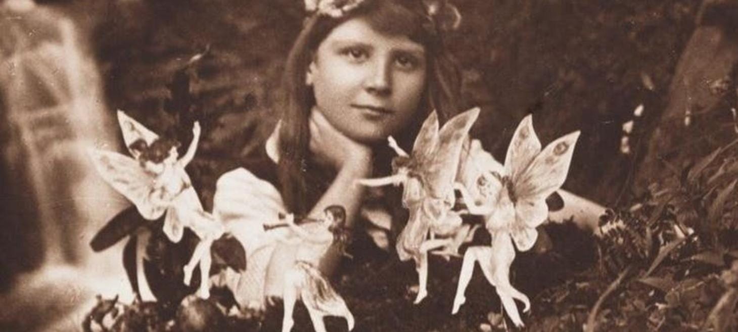 High-Tech Scans Peer Inside Cameras From Famed 125-Year-Old Photo Hoax